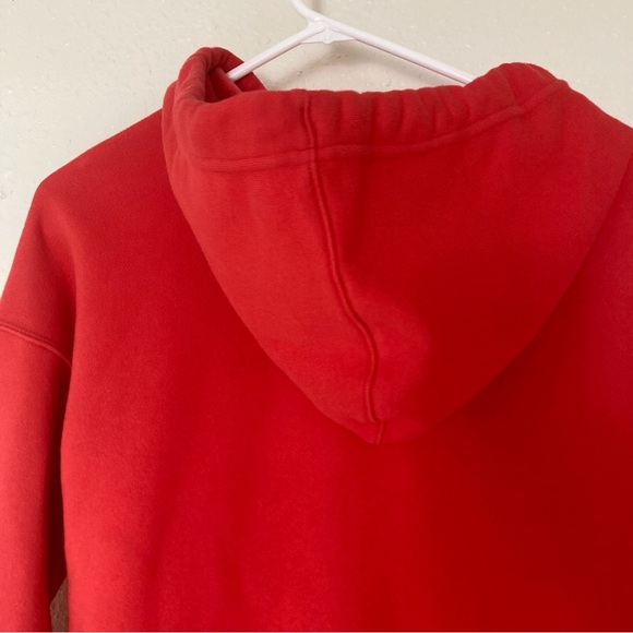 Zella Hoodie
Sweatshirt Long Sleeve
Woman's size S - Picture 7 of 16